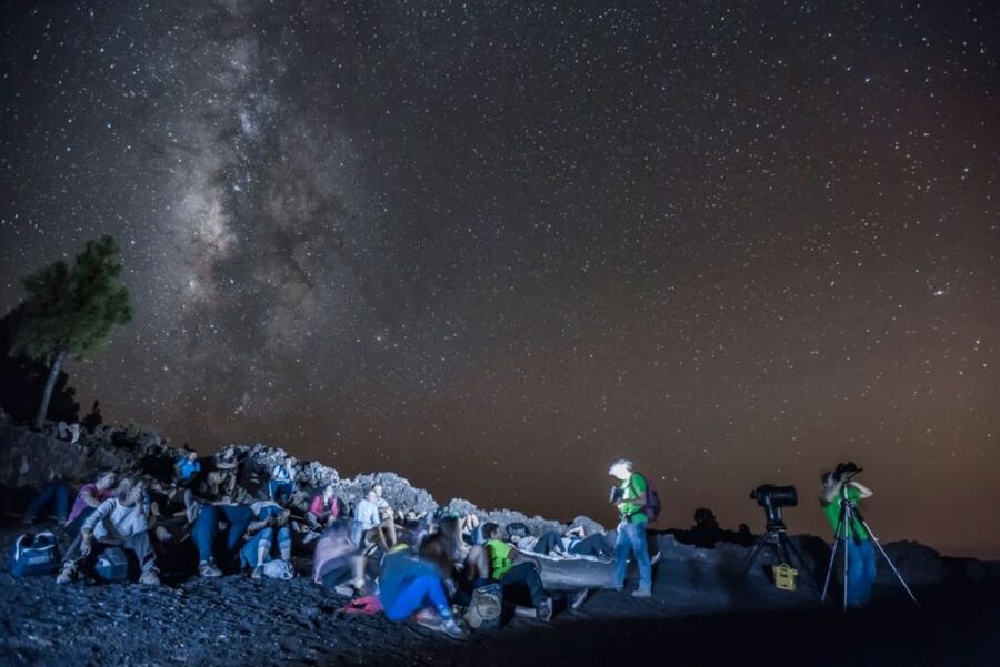 La Palma: Premium Stargazing Tour for 10 - Language and vibe: astronomy in English or Spanish