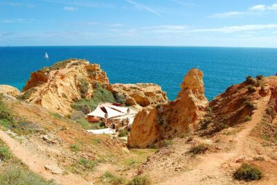Lagos and Carvoeiro Premium - Shared small group > VTours Algarve - Pickup and timing from 9:30: how the day flows