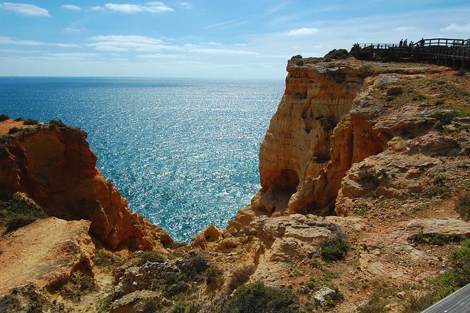 Lagos and Carvoeiro Premium - Shared small group > VTours Algarve - Ermida de Nossa Senhora da Encarnação: where military and religious space overlap