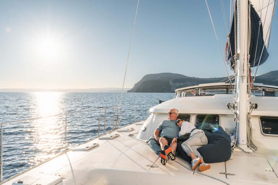 Lake Taupo: Luxury Sailing Catamaran to Māori Rock Carvings - Māori Rock Carvings: getting close and learning without rushing