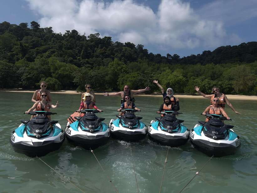 Langkawi: Premium UNESCO Geopark Jet Ski Tour of 8 Islands - The last segment: hiking and a final swim moment