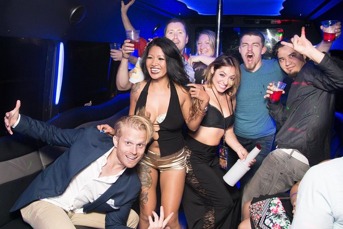 Las Vegas Nightclub or Pool Party Crawl with Luxury Party Bus - How The Party Bus Club Crawl Keeps You Moving On The Strip