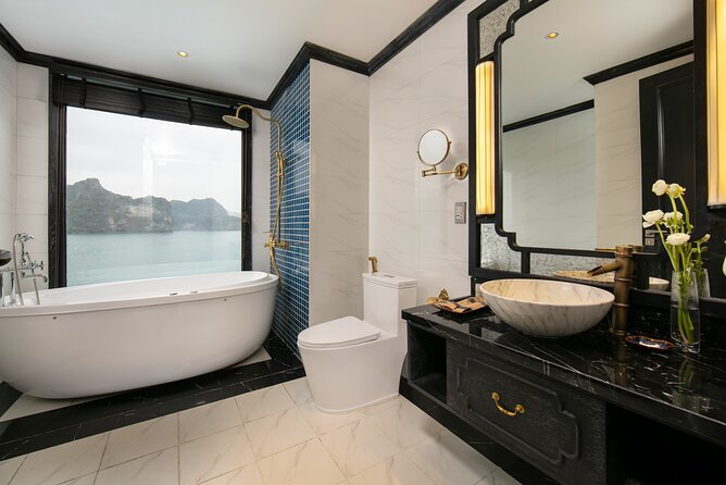 Le Journey Luxury Cruise 5 Star Lan Ha Bay - All Inclusive 2D1N - Day 1 onboard nights: cooking class, happy hour, and dinner