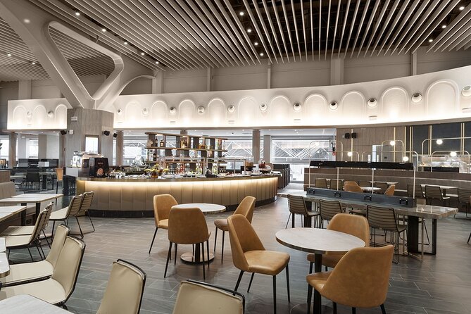 Leonardo da Vinci Airport Plaza Premium Lounge, Terminal 3 Departures - Showers and restrooms: when that extra service is worth it