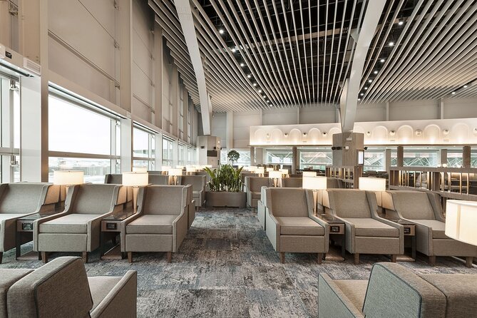 Leonardo da Vinci Airport Plaza Premium Lounge, Terminal 3 Departures - Entering the lounge smoothly: security, immigration, and the right boarding pass