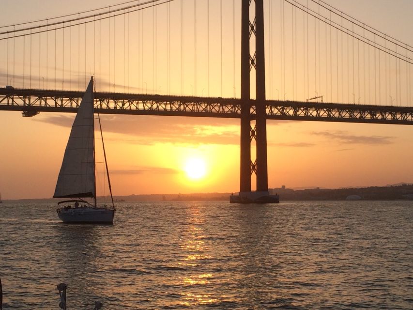 Lisbon: Luxury Private Sailing Boat Cruise on River Tagus - Return Sky Time and the Cascais Coast Option