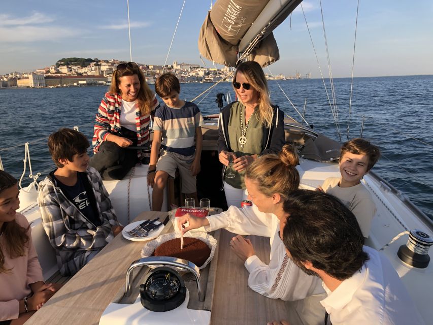 Lisbon: Luxury Private Sailing Boat Cruise on River Tagus - Price and Value: What $318 Per Group Really Covers