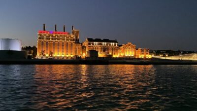 Lisbon: Luxury Sailboat Cruise at Night - Price and value: what $43 really buys you