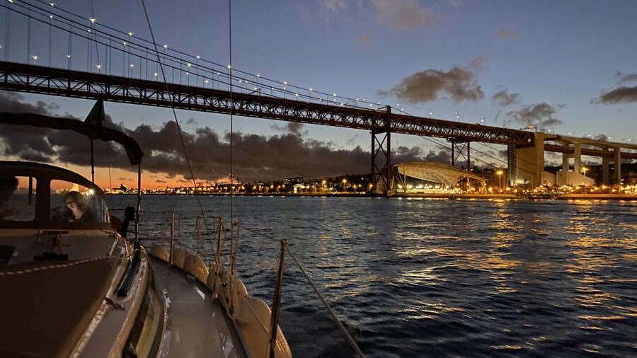 Lisbon: Luxury Sailboat Cruise at Night - Time Out Market, Commerce Square, and Castle Quarter: city center without the crowds