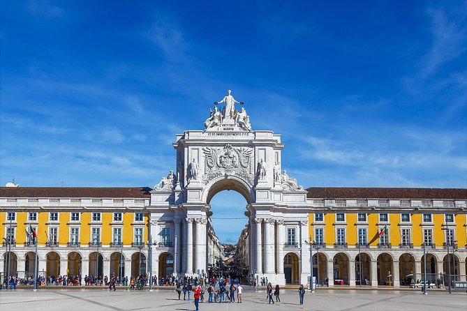 Lisbon & Porto Private Luxury Road Trip - Óbidos Medieval Village: your hour of cobblestones and story time