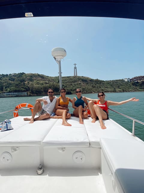 Lisbon: Private Luxury Catamaran Tour with Welcome Drink - Meeting at Doca de Belém: the ride starts right by the monuments