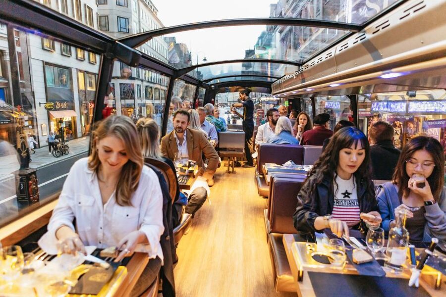 London: 6-Course Gourmet Dinner on a Luxury Coach - Why this London dinner feels different: a table on wheels