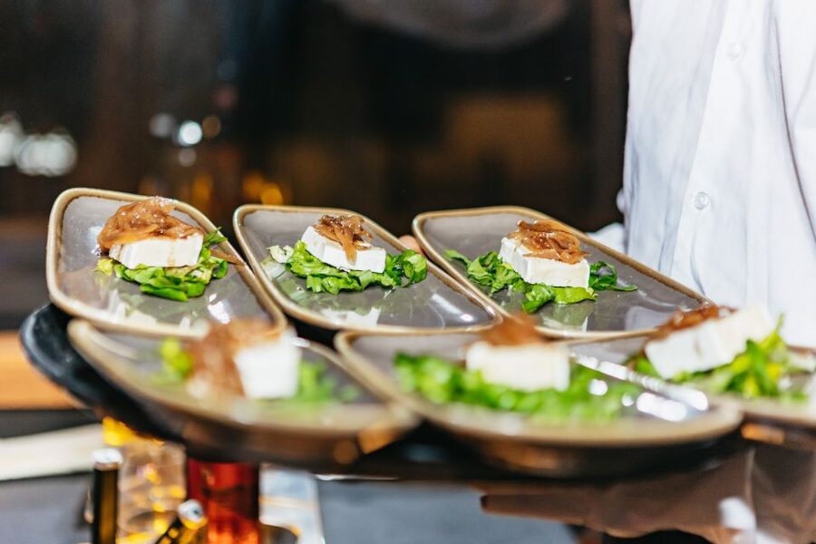 London: 6-Course Gourmet Dinner on a Luxury Coach - Price and value: is $130 a good deal for London?