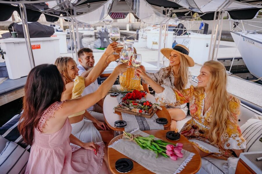 Los Angeles: Luxury Cruise with Wine, Cheese & Sea Lions - Key moments on the Marina del Rey wine cruise