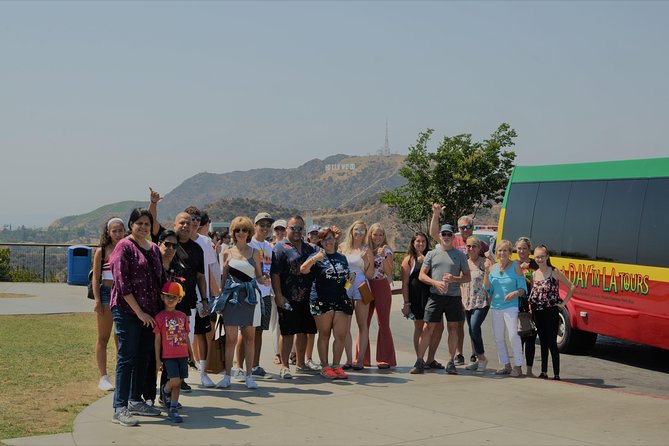 Los Angeles Luxury Private Tour For Up To 7 Passengers - Venice Beach: where LA mixes muscle, skate culture, and surfing lore