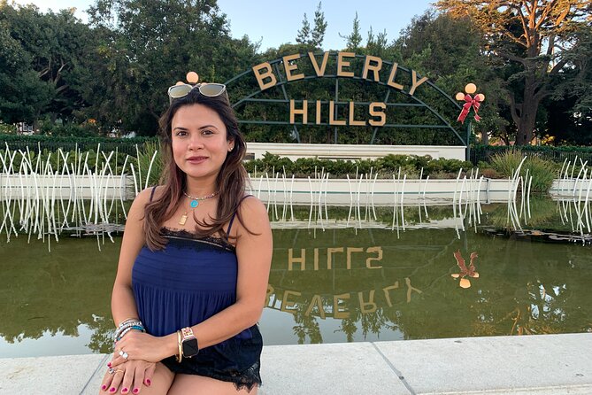 Los Angeles Private Full Day Luxury EV SUV Tour with Hotel Pickup - Dolby Theatre, Ovation Hollywood, and the Hollywood Sign View