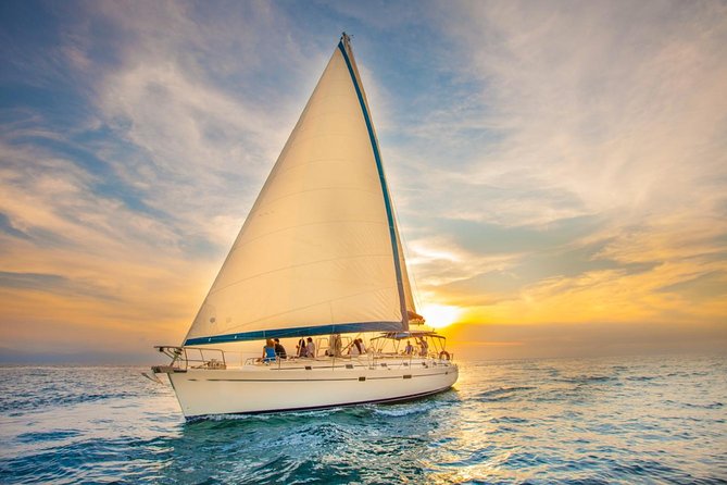Los Cabos Luxury Sunset Sail with Light Appetizers and Open Bar - The Group Vibe: Quiet Romance, Not a Party Scene