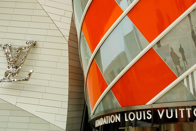 Louis Vuitton Foundation Exterior Walking Tour and Premium Entry - Entering the Fondation Louis Vuitton without the waiting game