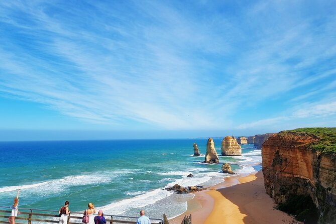 Lux Great Ocean Road Tour Reverse - Max 11 Hotel Pickup - Colac Coffee Stop: A Quick Break With a Local Flavor