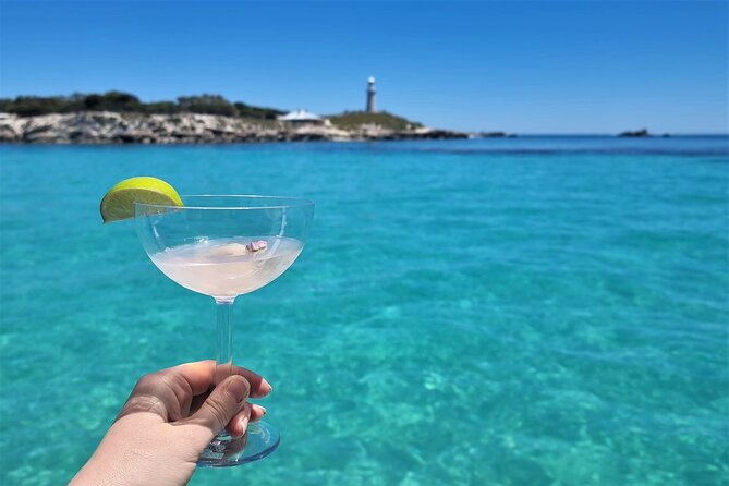 Luxe Island Seafood Cruise - Rottnest Island - A 69-ft Rottnest cruise built around a real lunch