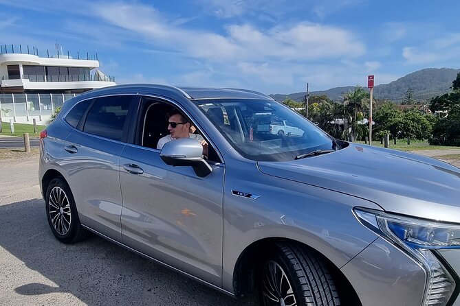 Luxury Airport Transfer Gold Coast-Brisbane / Brisbane-Gold Coast - Value for money: $63.83 per group up to 4
