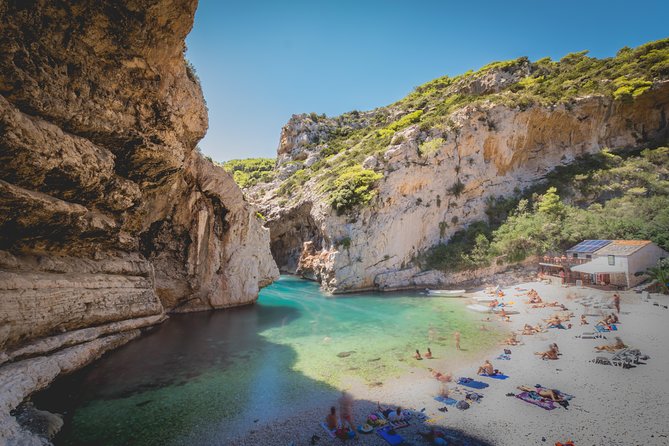 Luxury Blue and Green Cave private tour - Key Points You’ll Care About