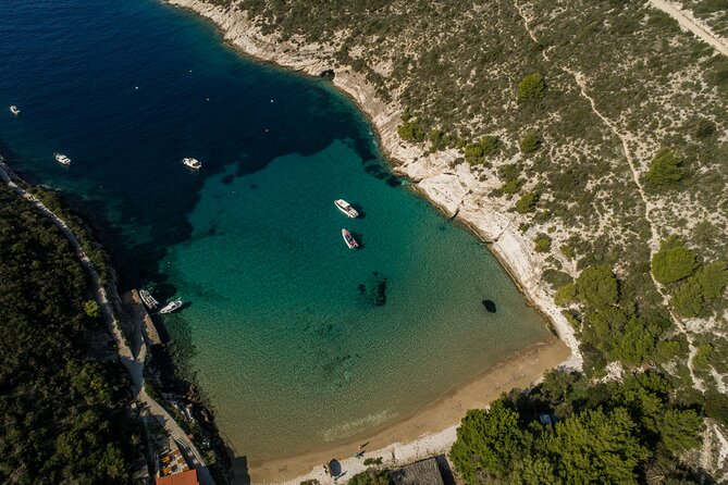 Luxury Blue Cave & 5 Islands Tour from Split - The boat ride: fast, fun, and not always gentle