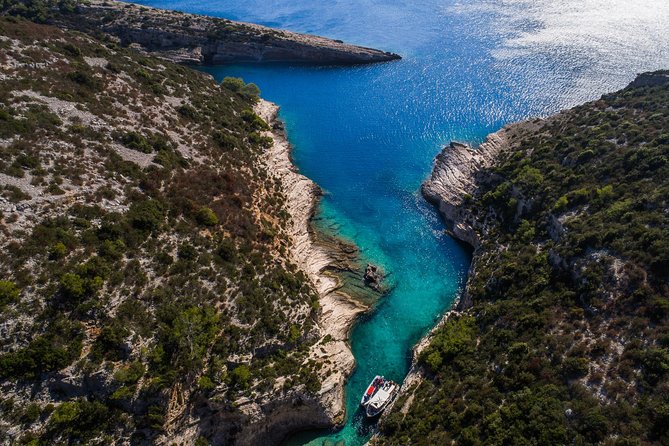 Luxury Blue Cave & 5 Islands Tour from Split - Snorkeling and swim breaks: what you should expect