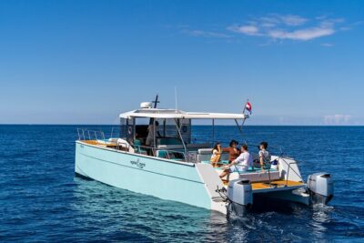 Luxury Blue Cave and Elaphiti Islands Small Group Tour - Green Cave Expectations: Cool Water, Naming That’s Up for Debate