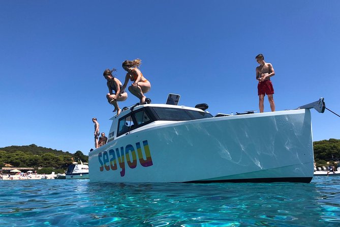 Luxury Blue Cave, Hvar and Vis Boat Tour from Split and Brac - Blue Cave timing: the entrance is the experience