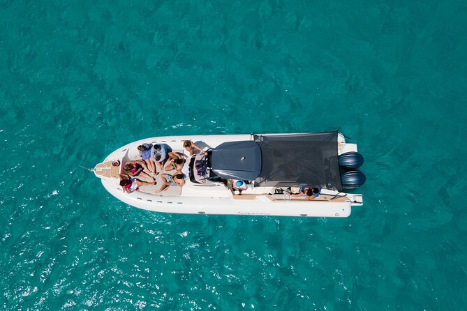 Luxury Boat Private Tour to Favignana and Levanzo in Sicily - What’s Included: Drinks, Snacks, Snorkeling Gear, and That Champagne Moment