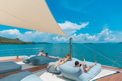 Luxury Boat to James Bond Islands with Lunch and Sunset Dinner - Getting to Ao Por Pier: the part that can steal your time