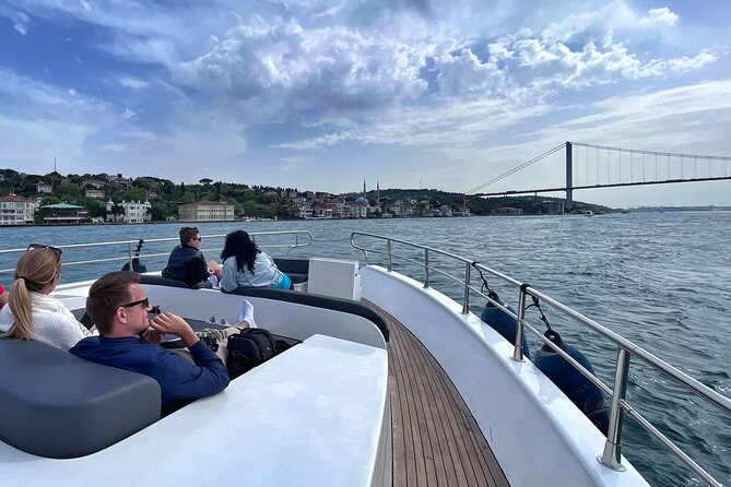 Luxury Bosphorus Yacht Cruise – Stopover in Asian Side - Should you book this Bosphorus yacht cruise with an Asian-side stop?
