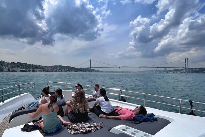 Luxury Bosphorus Yacht Tour – Asian Side Stop & Exploration - Returning along the water: forts, pavilions, and the Maiden’s Tower myth zone