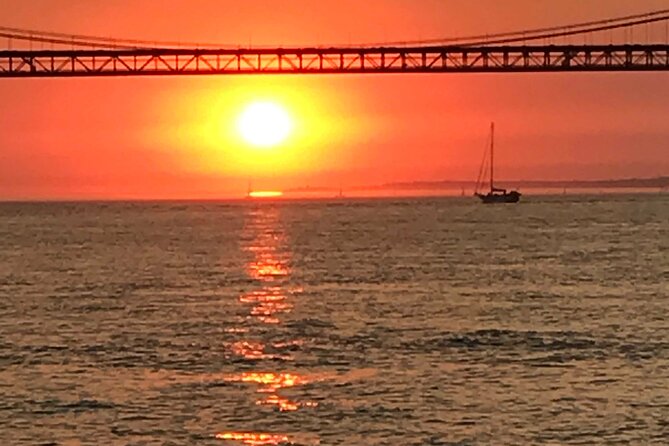 LUXURY Catamaran Sunset and Wine cruise - Two Hours on the Tagus: How Sunset Sailing Helps You See Lisbon Differently