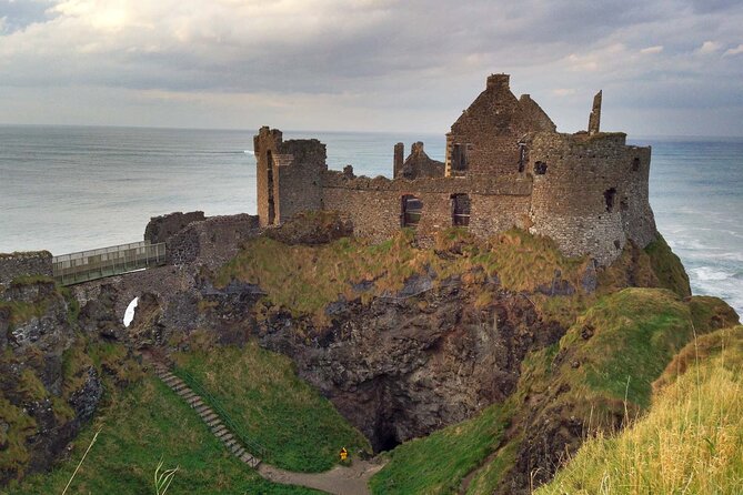 Luxury Causeway Coast Private Tour - Carrick-a-Rede Rope Bridge: 100 feet up, no pretending you feel calm