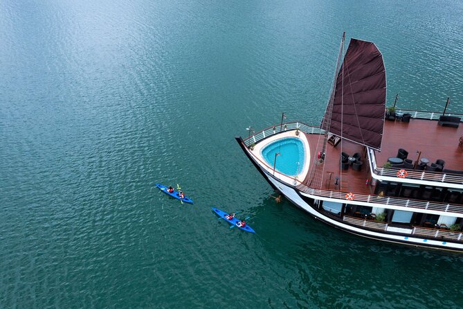 Luxury Cruise 5 star Top Tier Lan Ha bay 2D1N/ 3D2N - Dark & Bright Cave: morning kayaking and bamboo-boat choices
