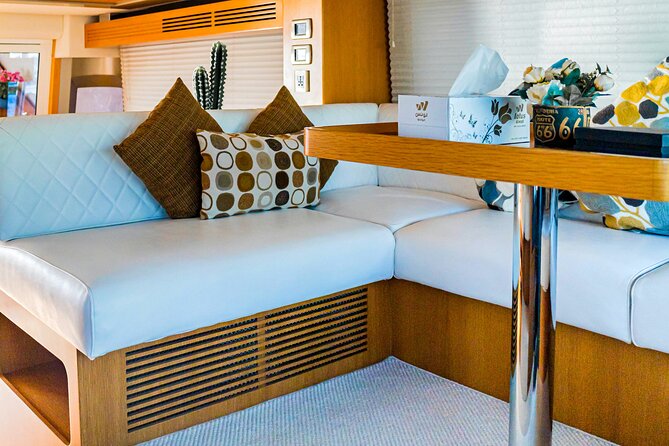 Luxury cruise on The Pearl 48ft to Atlantis & Burj Al Arab. - What’s included versus what you’ll plan to add