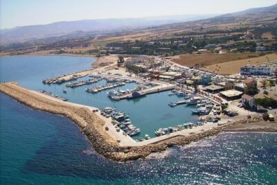 Luxury Eden 18 Private Self-drive boat hire to Blue Lagoon & more - Price and What You’re Really Paying For
