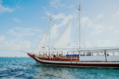 Luxury Four-Course Caribbean Dinner Cruise Experience - Monforte III and the Sailing Style: How Much Time Is Actually Moving