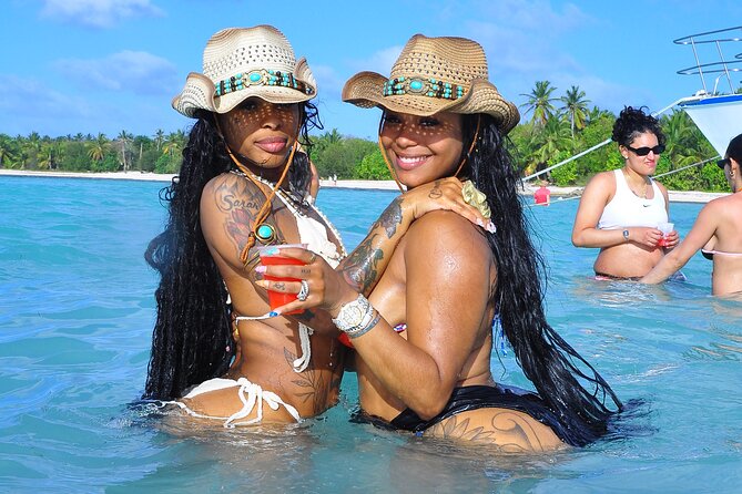 Luxury Hip Hop Boat Party–Drinks, Music, and the Best Vibes in PC - Price in perspective: why $55 can be good value here