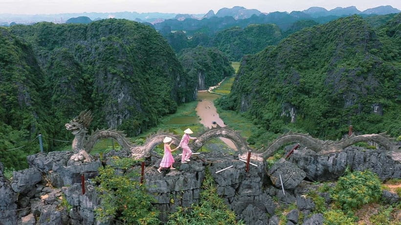 Luxury Limousine Tour: Hoa Lu, Trang An/Tam Coc & Mua Cave - Key highlights you’ll feel immediately