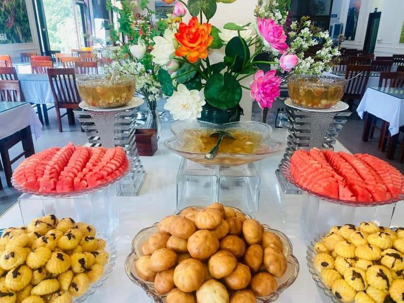Luxury Limousine Tour: Hoa Lu, Trang An/Tam Coc & Mua Cave - Should you book Hoa Lu, Trang An/Tam Coc & Mua Cave?