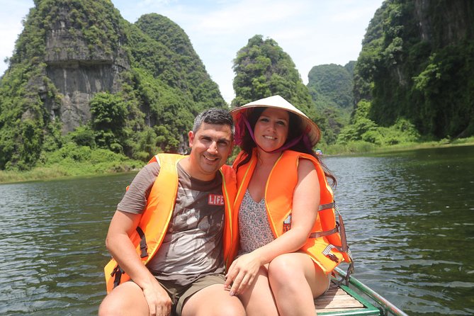 Luxury Limousine Trang An-Mua Cave - Bich Dong max 6-8 pax/ group - Timing back to Hanoi: a full day with clear beats