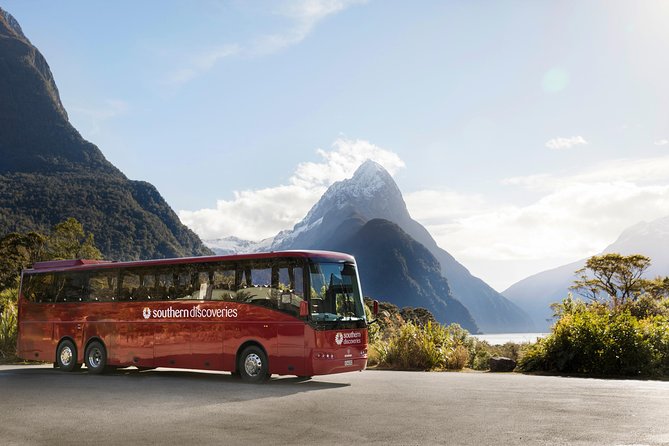 Luxury Milford Sound Coach and Scenic Cruise - Lake Te Anau: a short break that keeps the whole day on track