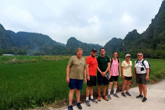 Luxury Ninh Binh Full Day Tour From Hanoi (Trang An - Hoa Lu) - Rice Fields by Sports Bike and a Real Family Visit in the Tam Coc Area
