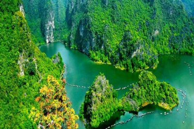 Luxury Ninh Binh Tour to Tam Coc, Mua Cave, Bich Dong Pagoda - Stop 1: Mua Cave and the Dragon Mountain View
