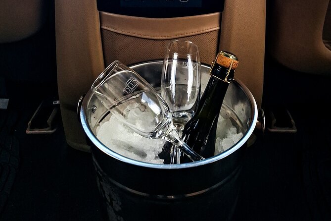 Luxury one way transfer to Tulum from Cancun airport - Meeting Point Strategy by Terminal: Where Your Driver Waits