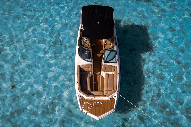 Luxury Private Boat Tour from Miami Beach - A private boat day around Miami’s celebrity islands