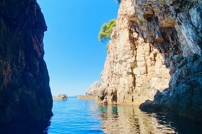 Luxury Private Boat Tour to Elaphiti Islands - Price and value: is $862.86 per group worth it?